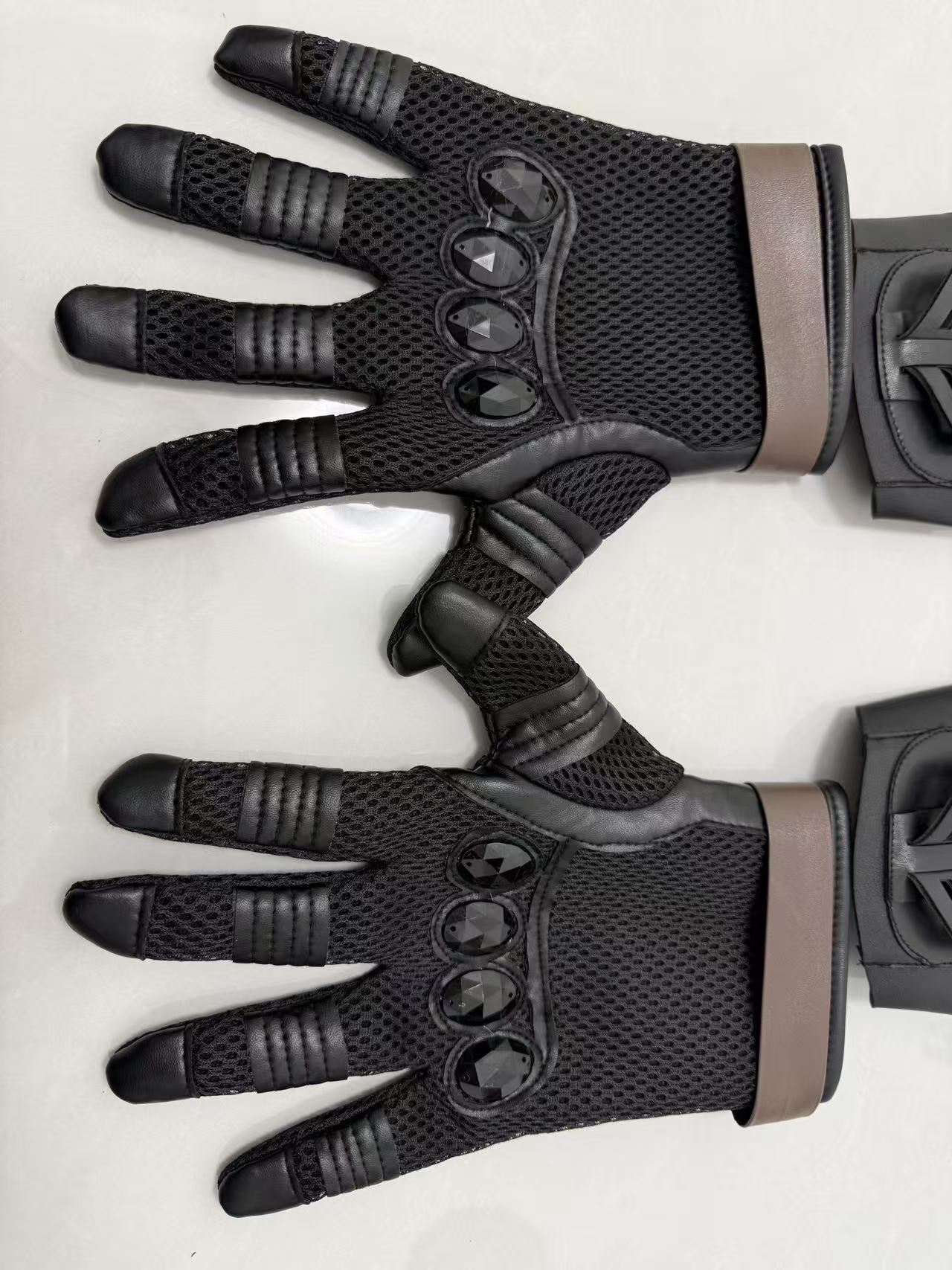 Adult Bruce Cosplay Costume Gl - Men'S Fashion Gloves review and price